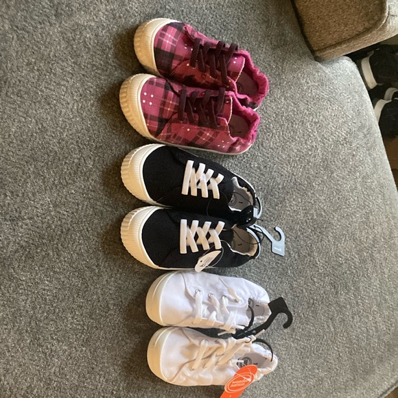 3 pairs wonder nation canvas style shoes - Picture 1 of 11